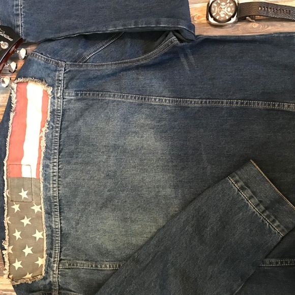 Jacket - Picture 4 of 4